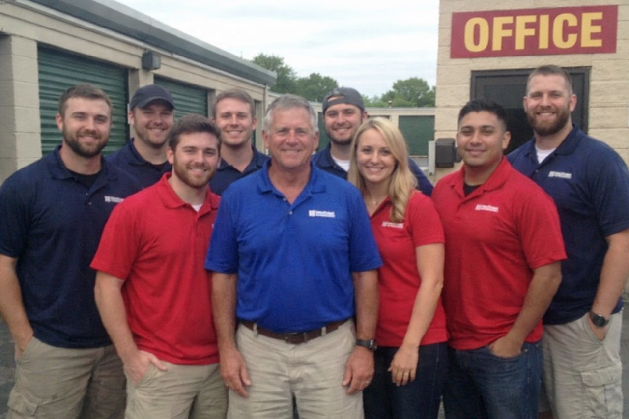 Water damage restoration professionals in Vista, CA